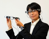 心拍数や走行距離を表示…マラソン用ARグラスの試作機　福井県の眼鏡企業など、軽さ追求し2月完成へ
