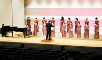 高浜の女声合唱団　聴衆２００人魅了　地元で演奏会