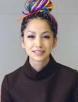 中島美嘉さんがギタリストの馬谷勇さんと再婚 「パートナーとしてお互いに高め合う」 - 福井新聞