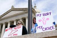 米南部で中絶禁止法が成立