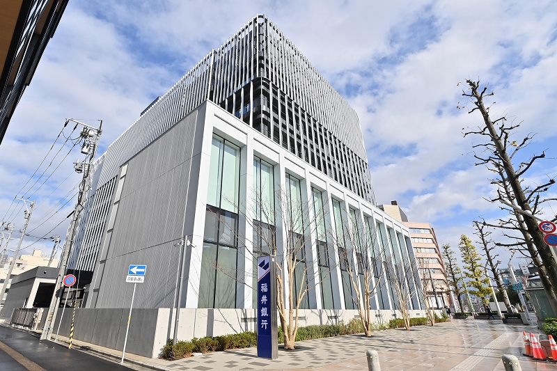 福井銀行の新本店ビル正式オープン